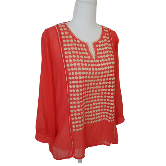 Collective Concepts, V neck blouse with embellishment on the Front - Size M - Picture 3 of 4
